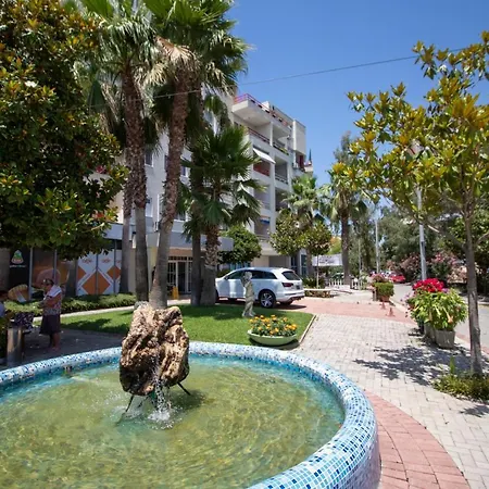 Bianca Golem (Tirana)